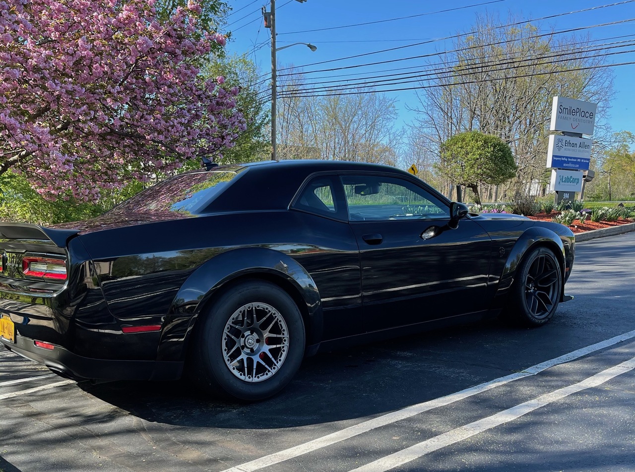 2019_Challenger_Redeye_Widebody_with_Forgestar_F14_17x10_Gunmetal_Beadlock_Drag_Wheels__01818.1620319586